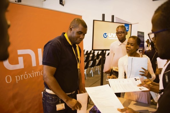Unitel abre candidaturas para formação de estudantes na Huawei