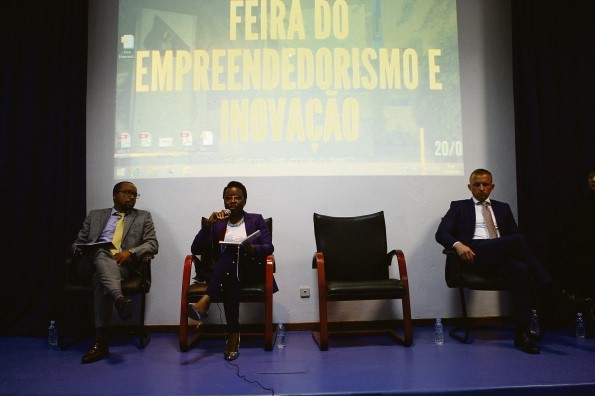 Financiamento e elevada burocracia são travões ao empreendedorismo em Angola