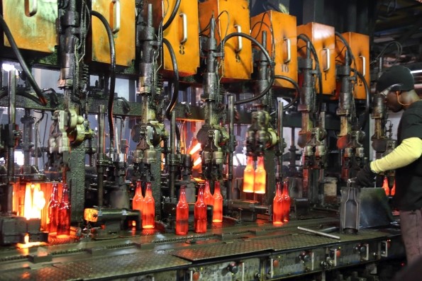 Empresários apreensivos antecipam restrições no acesso aos cambiais e desvalorização Kz