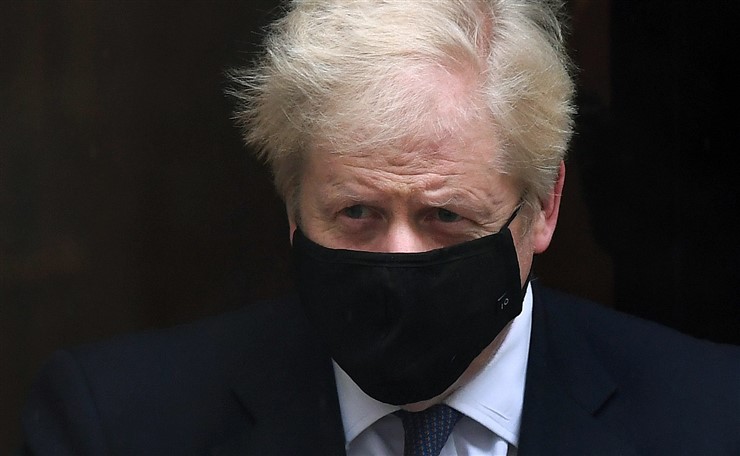 Primeiro-ministro britânico anuncia novo confinamento de um mês