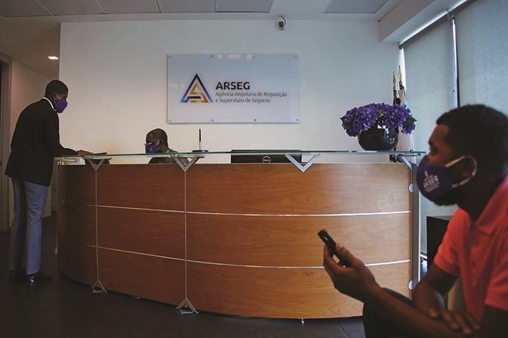 ARSEG reafirma que atribuição de título profissional é sua competência