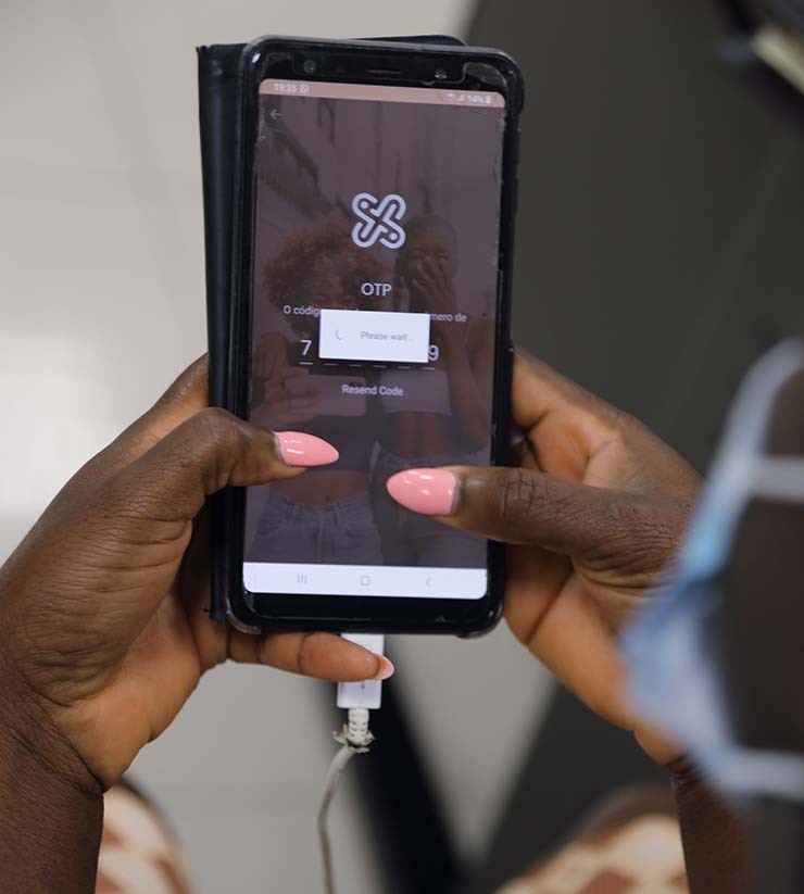 IXI APP é a nova opção para reservas em Angola