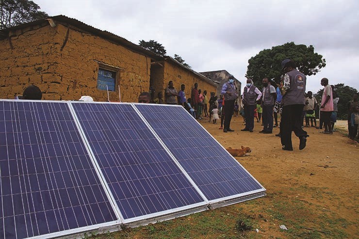 Elevada concentração de clientes com risco ambiental prejudica crédito e rating dos bancos em Angola e Nigéria