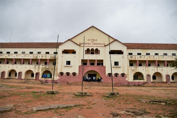 Instituto Agrário do Tchivinguiro "atolado" em dificuldades