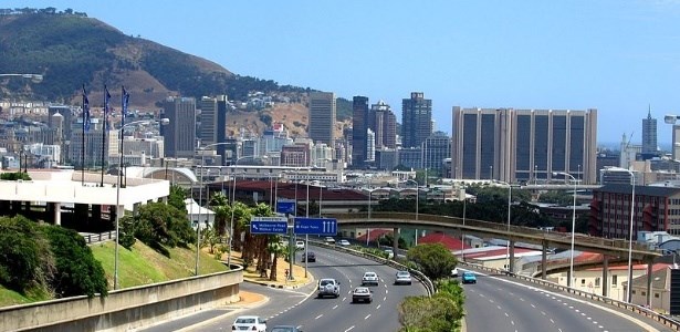 África do Sul com superavit comercial de 3,7 mil milhões USD, o maior de sempre