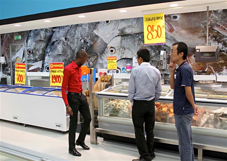 Produtos da cesta básica chegam a custar 11 vezes mais nos supermercados