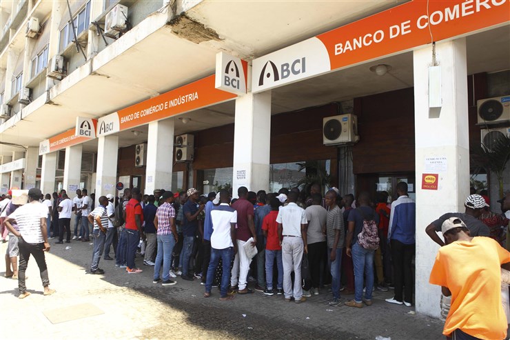 BCI passa de prejuízos a lucros e leva com três reservas a caminho da privatização